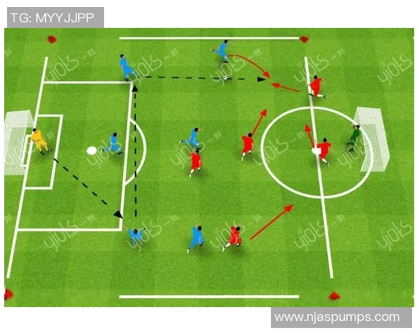 足球球星控球技巧全面解析与模仿训练方法探索